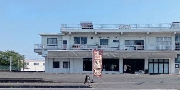 古着屋HYDEOUTの店内の様子