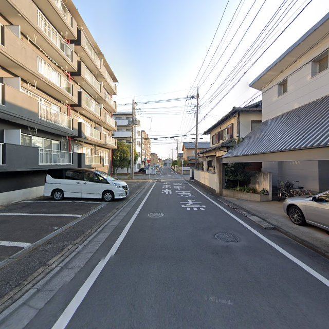 無人の古着屋 Pick one! 東浦和店の店内の様子