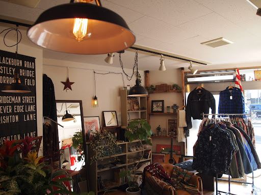 LATHRILLS ラスリルズの店内の様子