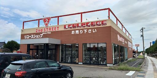 2nd Street 砺波店の店舗写真