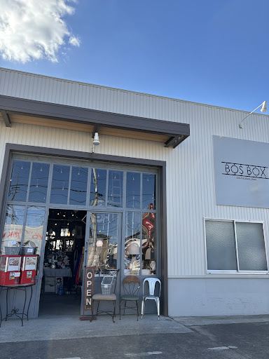 古着屋おんりぃ Tシャツ&スウェット専門店の店舗写真