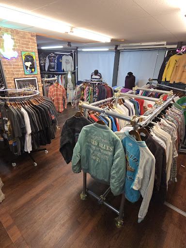 古着屋PRESS 鈴鹿店の店舗写真