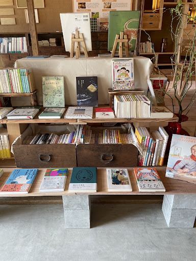 chikusuto vintageの店内の様子