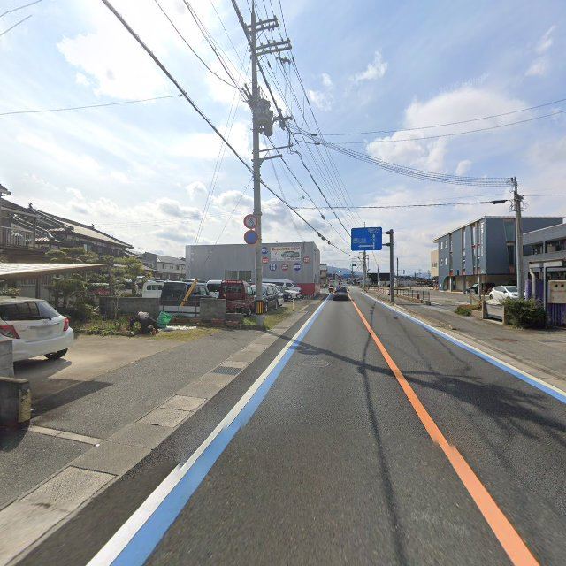 リサイクルショップ ぶらんこ山本の店内の様子
