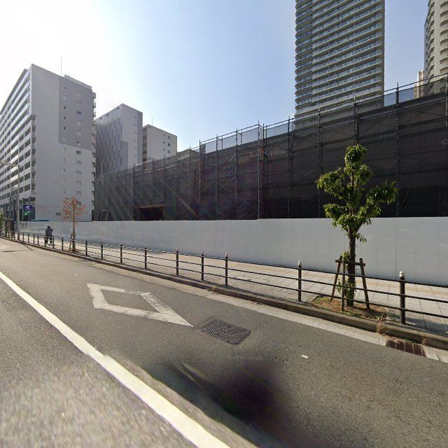 無人古着屋STOPY なんば店の店内の様子