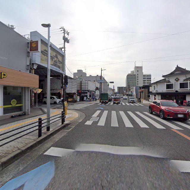 the Apartment.(Cafe&BAR+古着店)の店内の様子