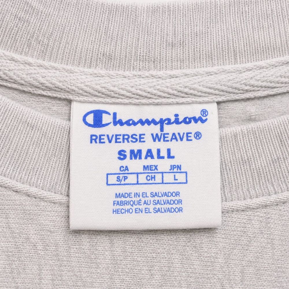 Champion AUTHENTICホンジュラス製タグの接写