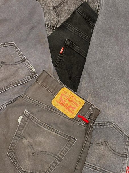 Levi's
