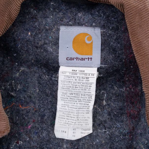 Carharttの参考画像