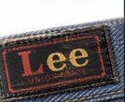 赤タグ（Lee）